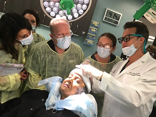 Doctores terapia paciente