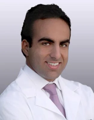 Dermatólogo cosmético especializado en International Academy Of Medical Training